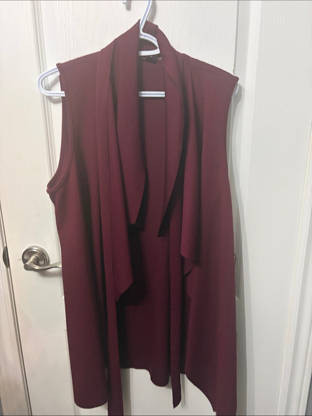 SHEIN Sleeveless Draped Tunic Vest in Burgundy